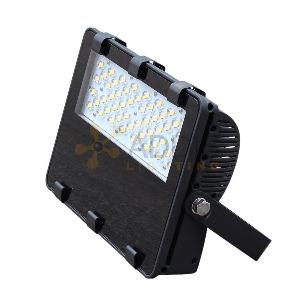 Projecteur LED Azurite Compact 120W - Addis Lighting